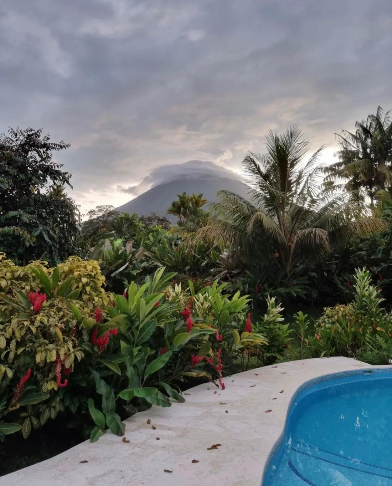 Villa Tucan La Fortuna Exteriör bild